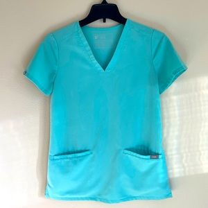 Figs Fresh Aqua Scrubs Set